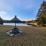 Charmantes Am Waldrand Chalet Karlstift
