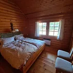Charmantes Am Waldrand Chalet