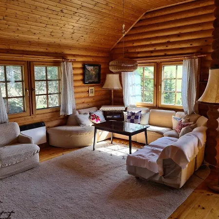 Charmantes Am Waldrand شاليه