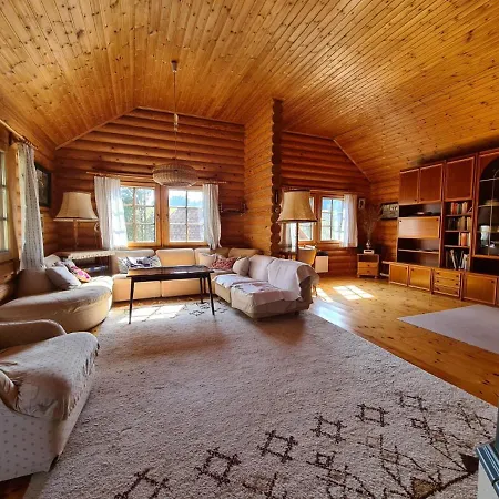 Chalet Charmantes Am Waldrand