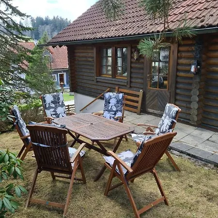 Chalet Charmantes Am Waldrand *
