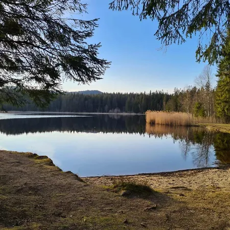 Charmantes Am Waldrand