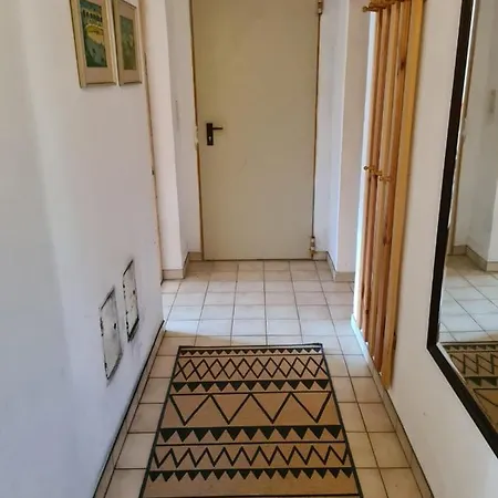 Charmantes Am Waldrand شاليه