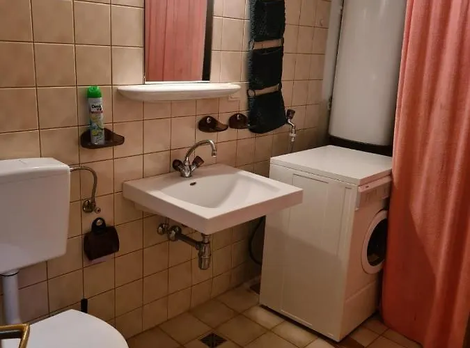 Charmantes Am Waldrand Chalet Karlstift