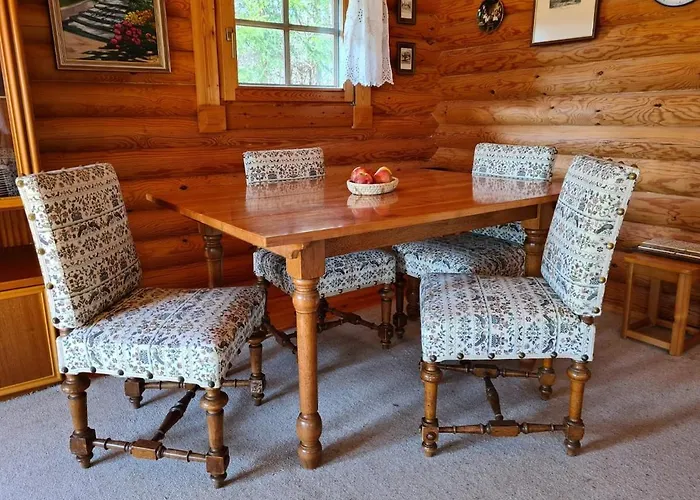 Chalet Charmantes Am Waldrand Karlstift